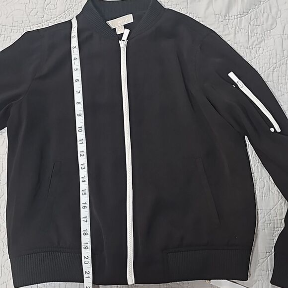 Michael Kors -916 Women's Bomber‎ Jacket Black White Zipper Athleisure XS - Picture 9 of 9